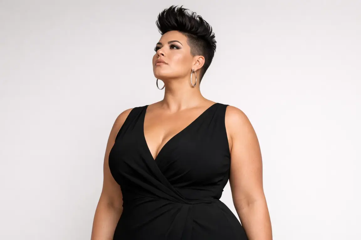 The Cropped Cut with Volume at the Crown